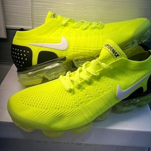 Mens Nike Vapormax Flyknit 2 Fluorescent Green/Black shoes